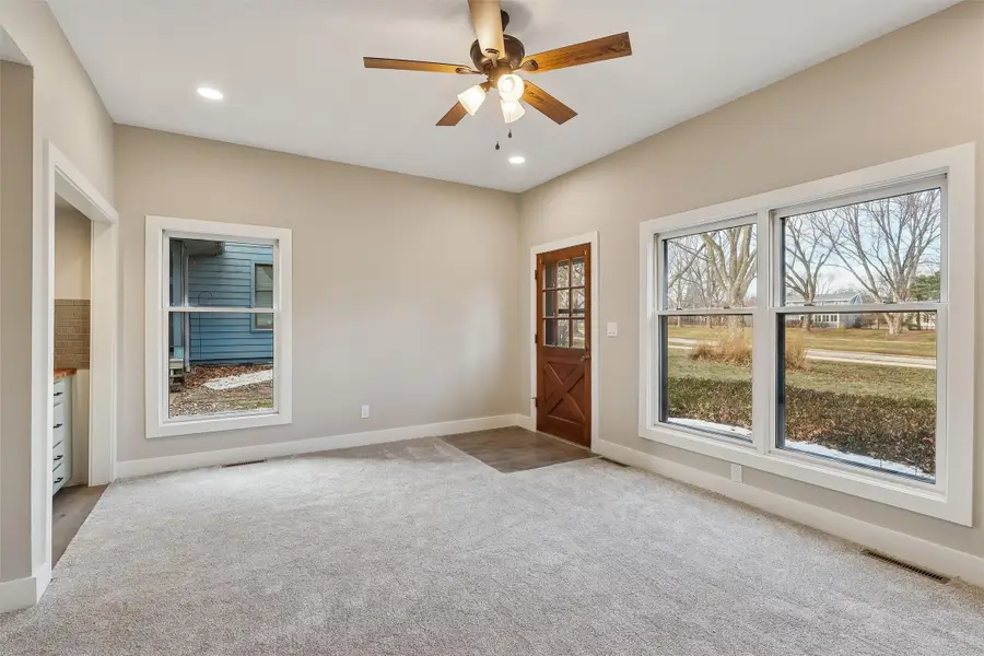 6194 Terrace Drive #3, Johnston, IA 50131 - Image #2