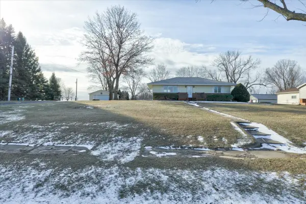 709 E 2nd Street, Woodward, IA 50276