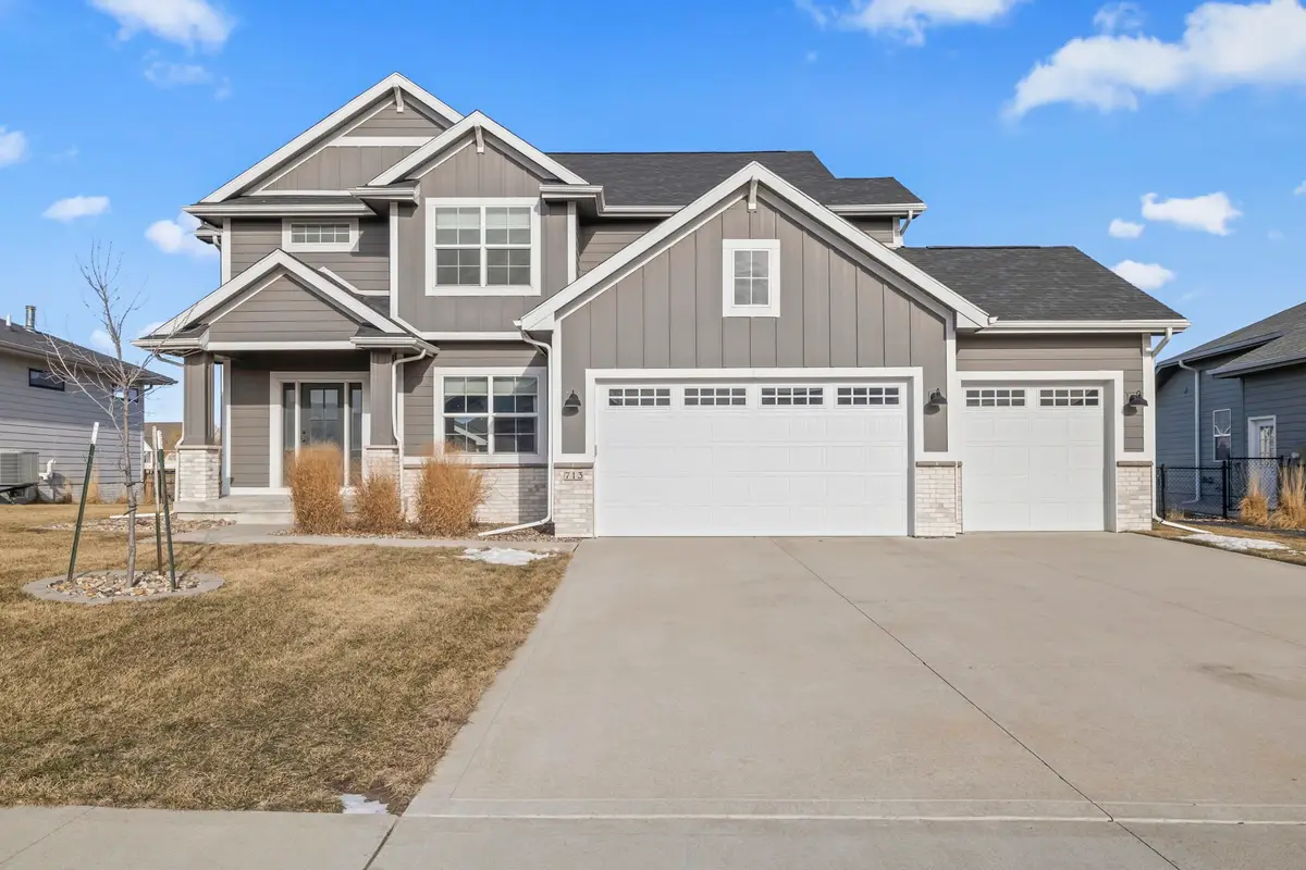 713 35th Street Sw, Altoona, IA 50009 - Image #1