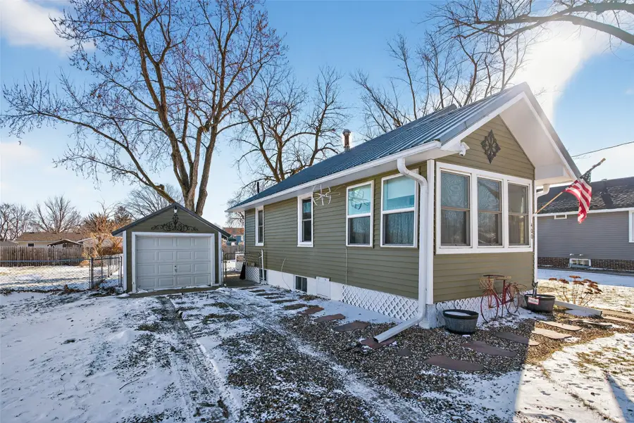 400 E 10th Street S, Newton, IA 50208 - Image #2