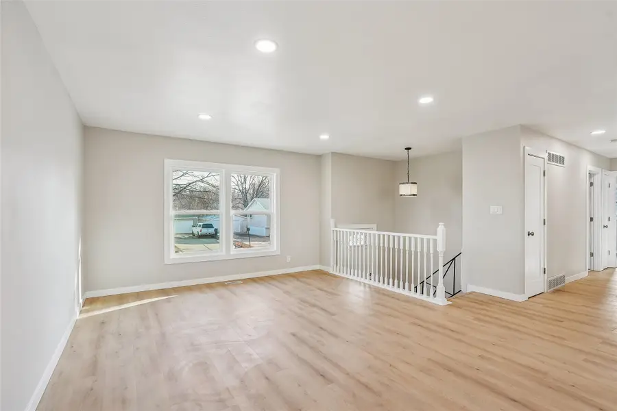 9080 Oakwood Drive, Norwalk, IA 50211 - Image #3