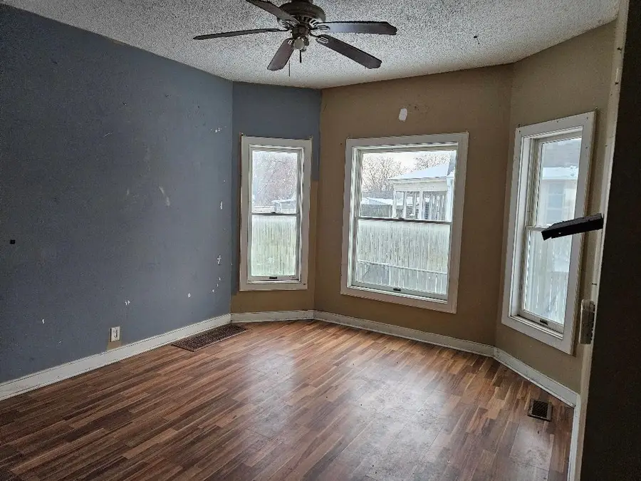 815 N Main Street, Centerville, IA 52544 - #3