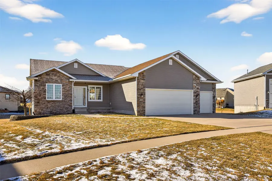 302 Northview Lane, Huxley, IA 50124 - Image #2