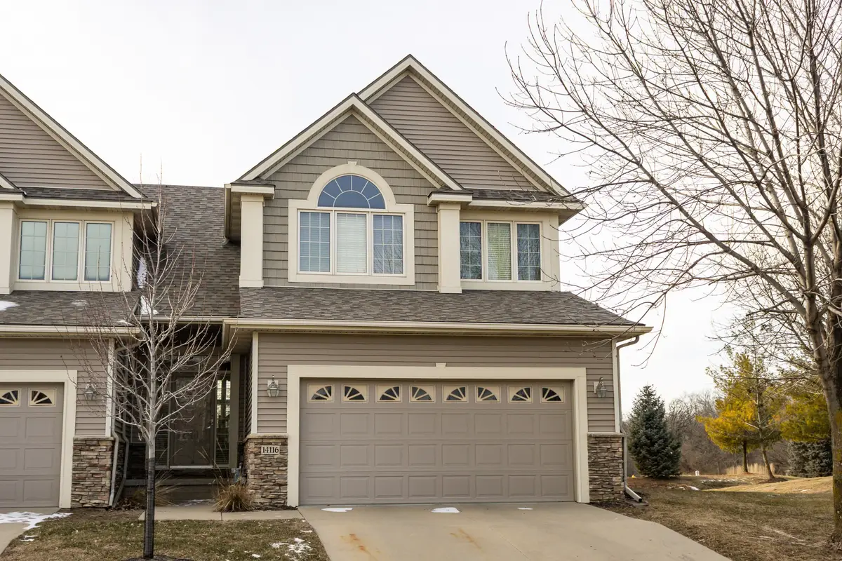 14116 Ridgemont Drive, Urbandale, IA 50323 - Image #1