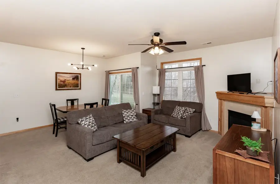 1709 34th Avenue Sw #5, Altoona, IA 50009 - #2