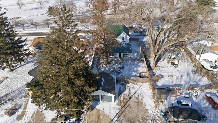 1106 Summit Street, Marshalltown, IA 50158 - #3