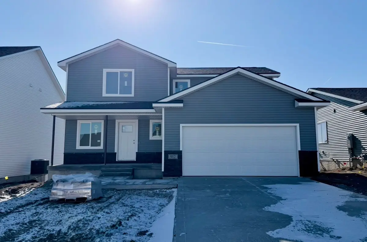 912 Knoll Drive, Norwalk, IA 50211 - Image #1