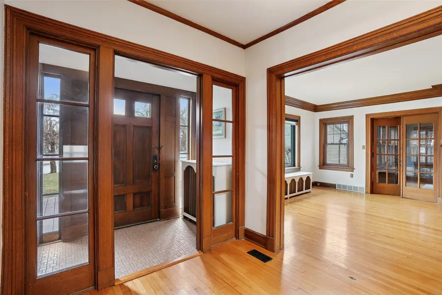 5108 Grand Avenue, Des Moines, IA 50312 - Image #2