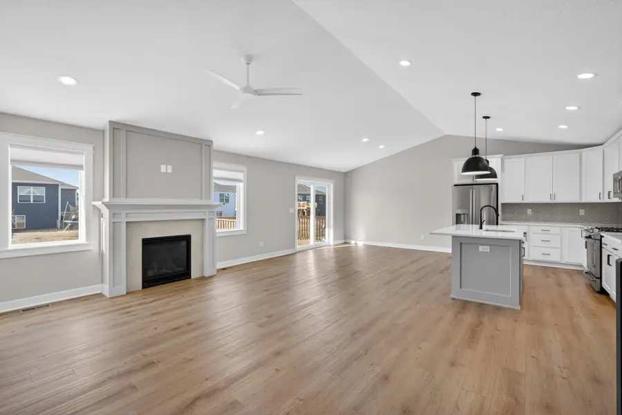 3314 9th Avenue Sw, Altoona, IA 50009 - Image #2