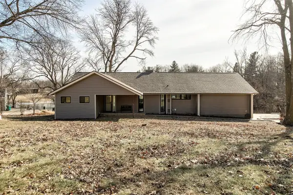 34504 Roseland Drive, Cumming, IA 50061