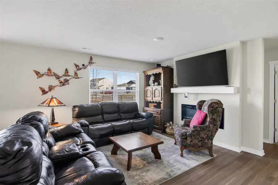 1011 35th Street Sw, Altoona, IA 50009 - Image #3