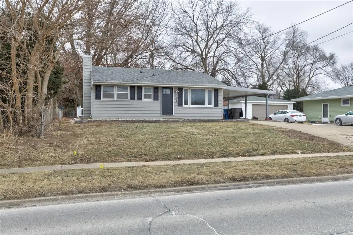 4707 SW 14th Street, Des Moines, IA 50315 - Image #1