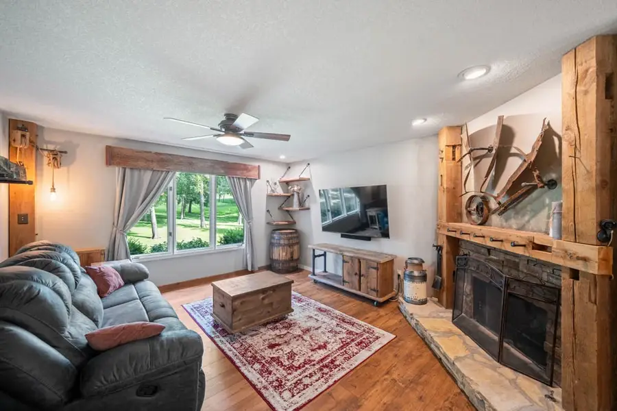 3235 NE 78th Avenue, Ankeny, IA 50021 - Image #2