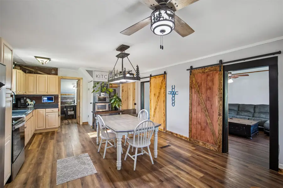 114 S Central Avenue, Lacona, IA 50139 - Image #3