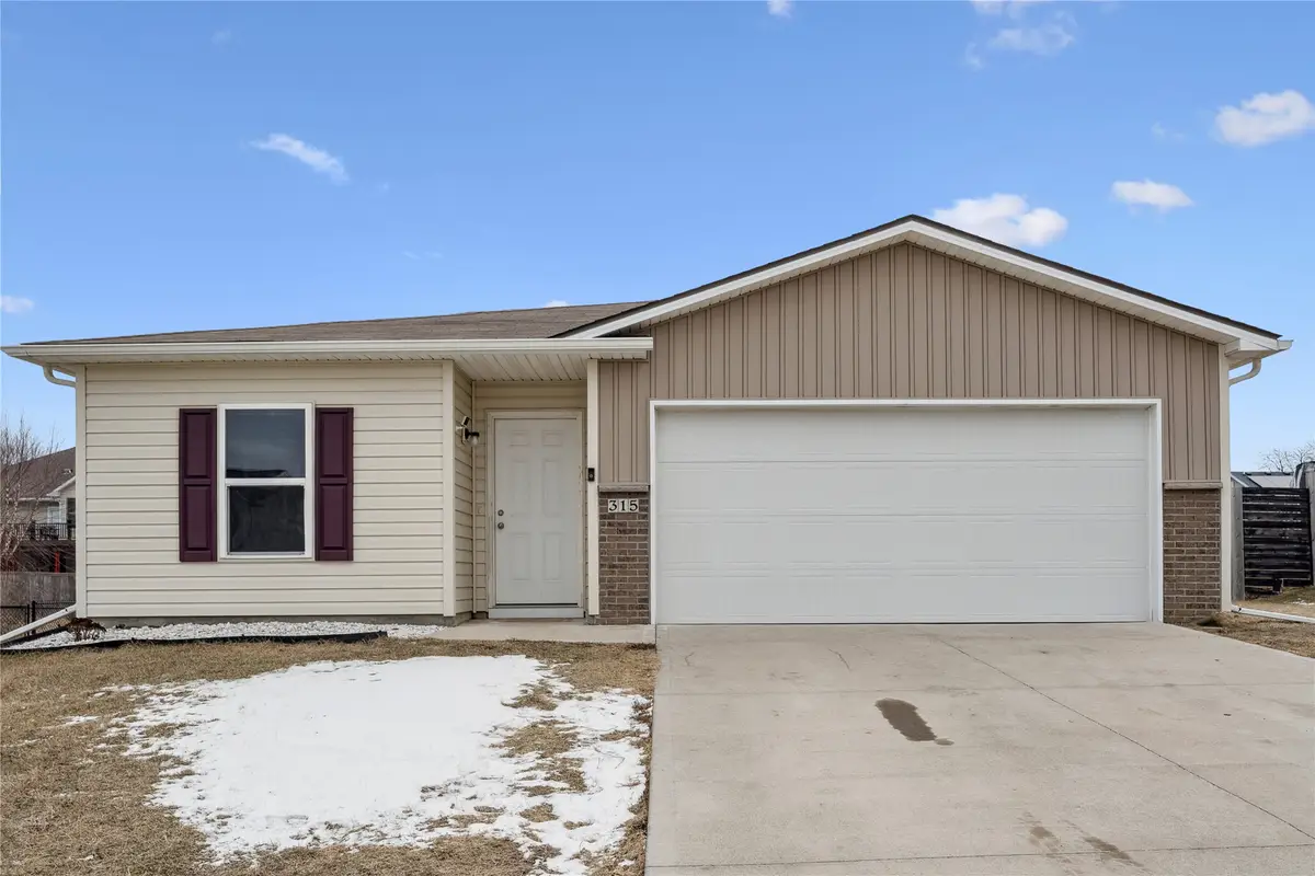 315 Hillside Drive, Pleasant Hill, IA 50327 - #1