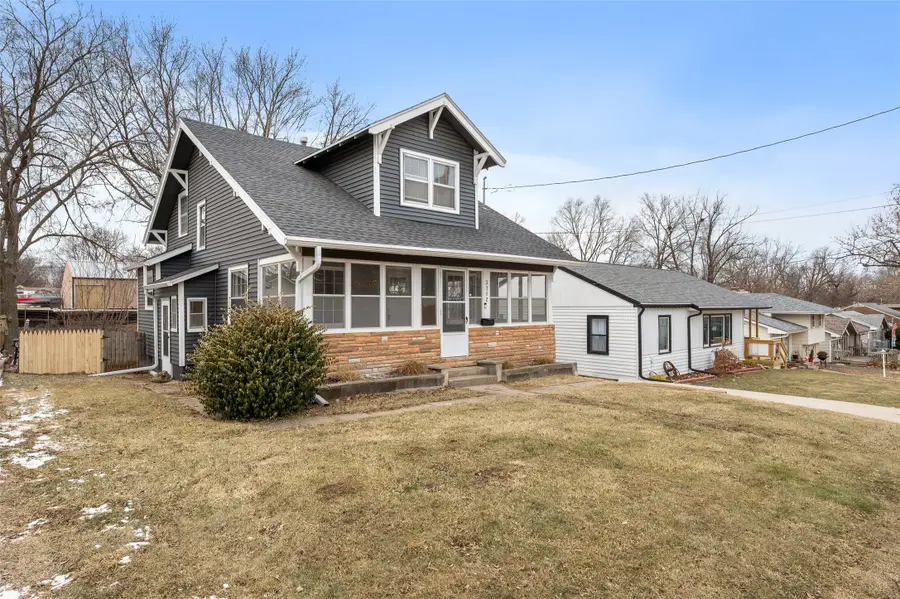 3712 SW 8th Street, Des Moines, IA 50315 - Image #2