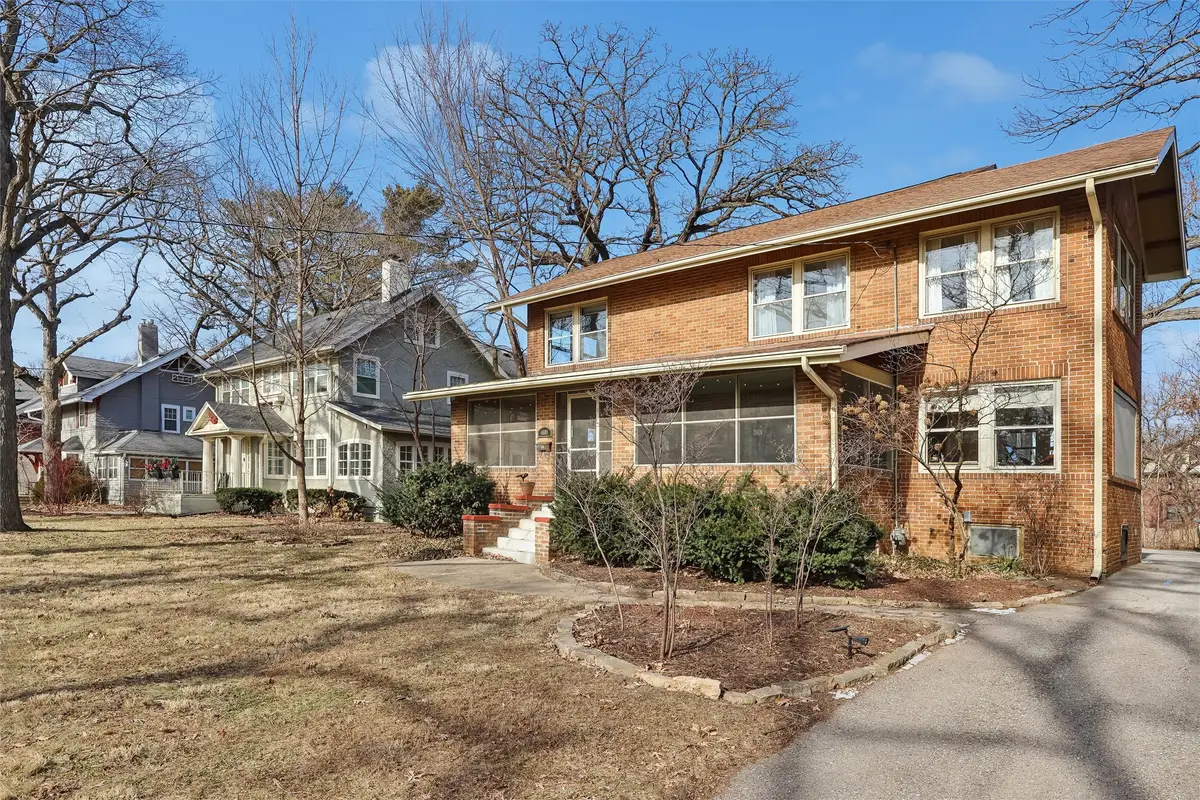 4809 Grand Avenue, Des Moines, IA 50312 - Image #1