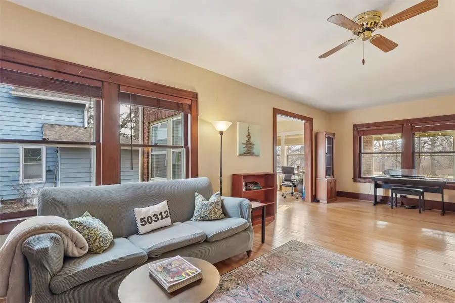 4809 Grand Avenue, Des Moines, IA 50312 - Image #3