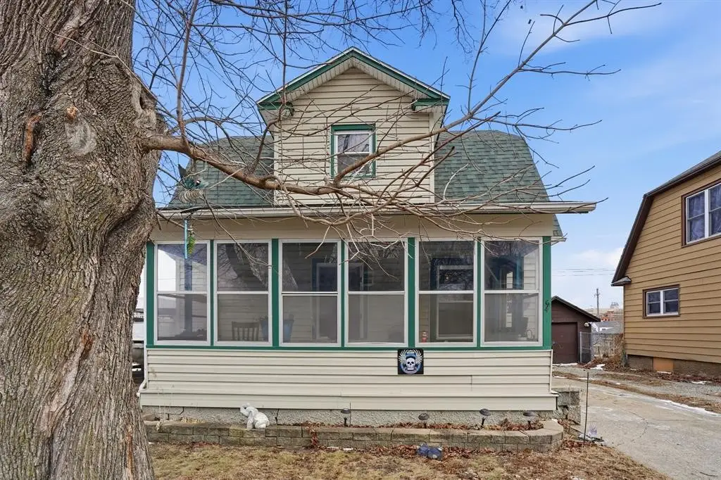 544 Hartwig Way, Newton, IA 50208 - Image #1