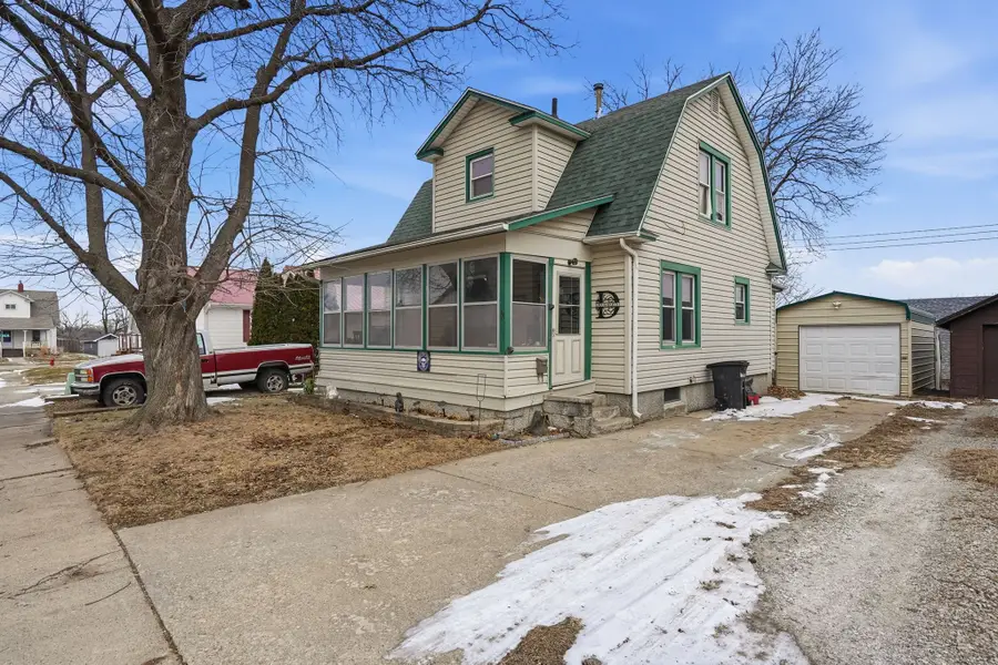 544 Hartwig Way, Newton, IA 50208 - Image #2