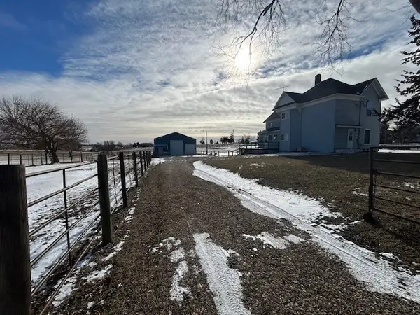 702 E Harrison Street, Toledo, IA 52342