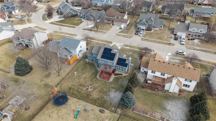 1402 NW Parkridge Place, Ankeny, IA 50023 - Image #2