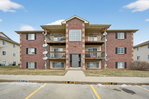 5916 Sutton Place #3, Urbandale, IA 50322