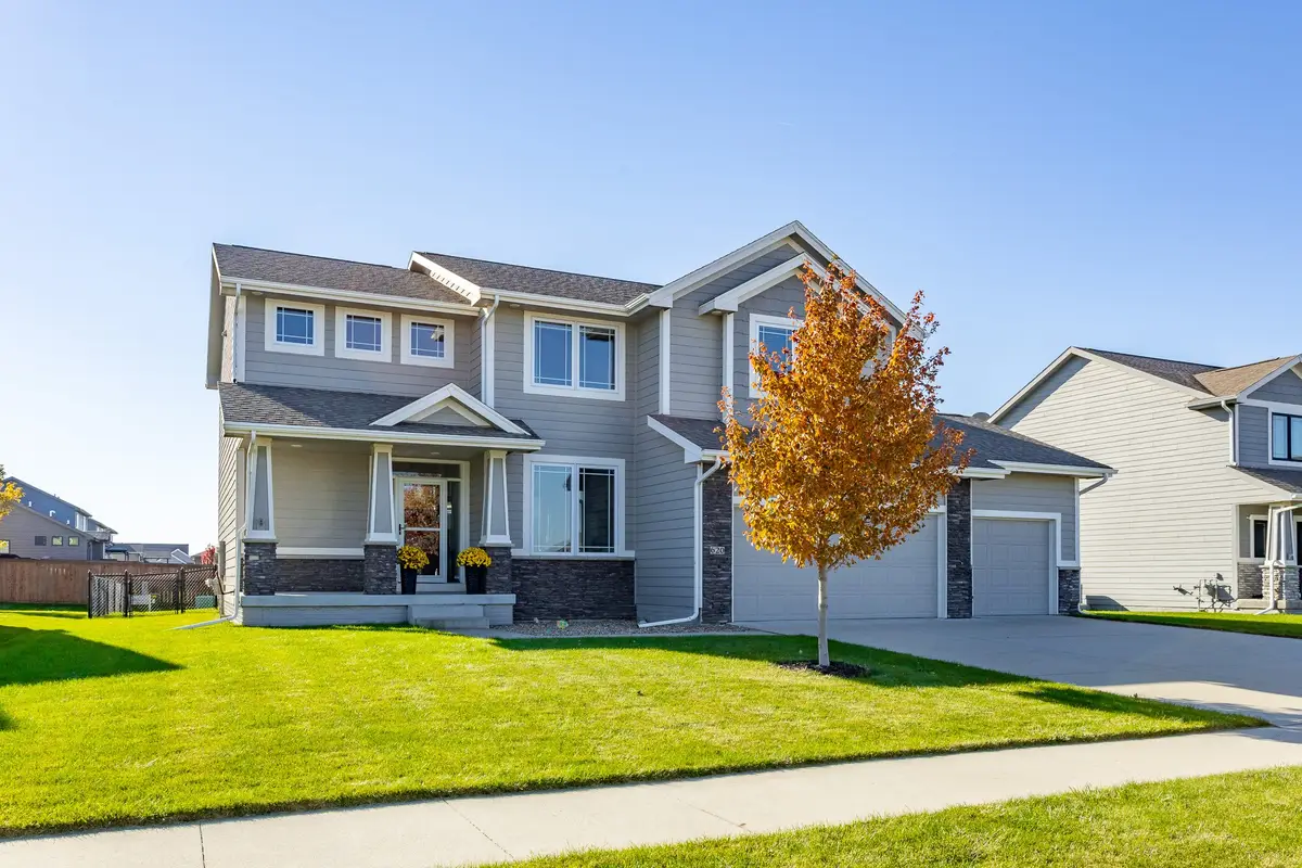 620 NE Brookshire Drive, Waukee, IA 50263 - Image #1