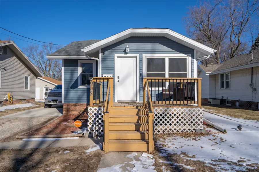 908 S 5th Avenue E, Newton, IA 50208 - Image #2