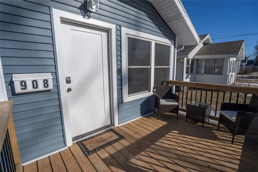 908 S 5th Avenue E, Newton, IA 50208 - Image #3