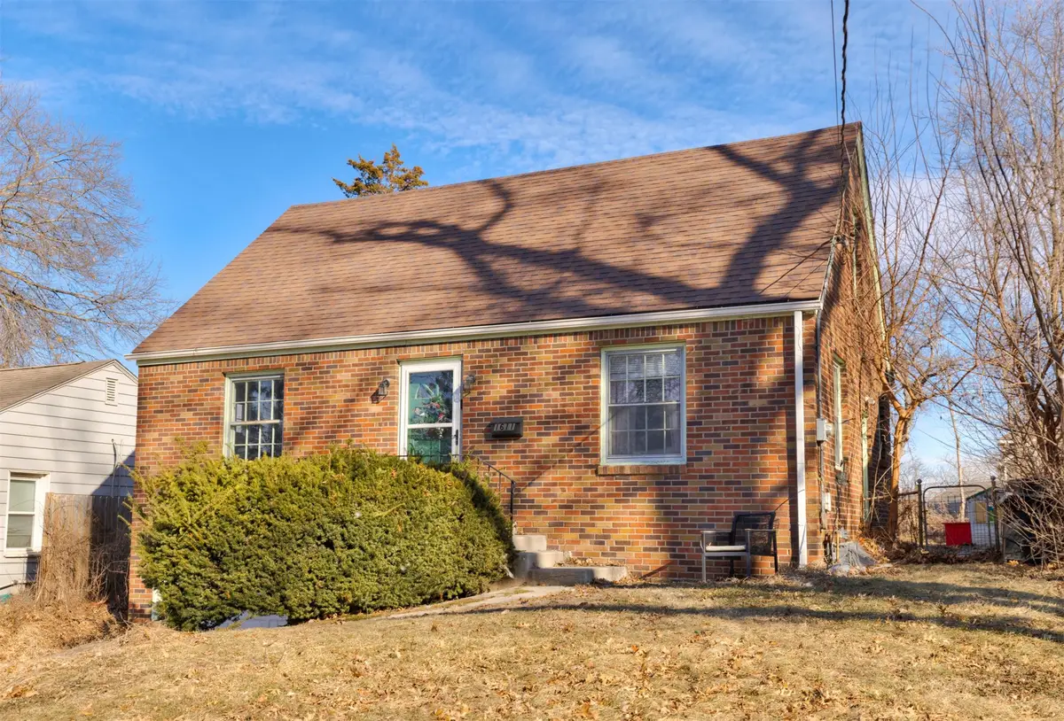 1611 31st Street, Des Moines, IA 50311 - #1