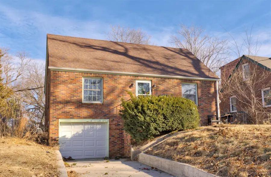 1611 31st Street, Des Moines, IA 50311 - #2