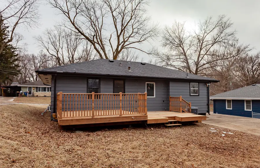 112 Parmer Drive, Des Moines, IA 50315 - #2