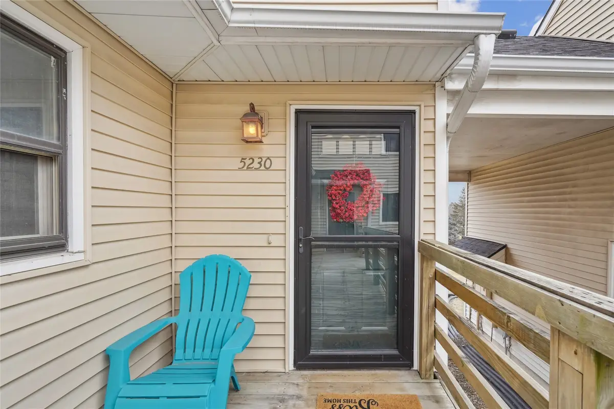 5230 Dakota Drive, West Des Moines, IA 50265 - #1