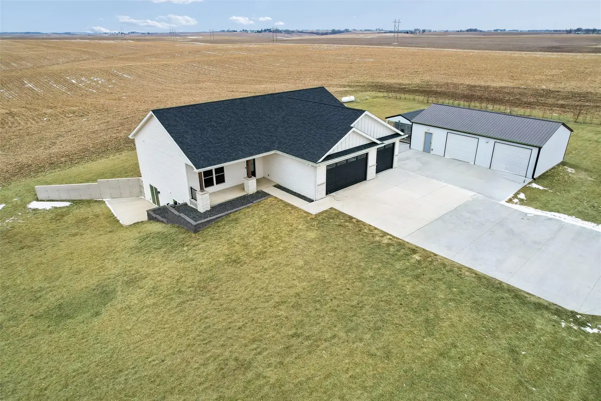 9553 Hwy T-14 Highway S, Reasnor, IA 50232 - #1