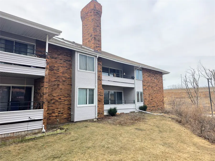 1100 50th Street #1102, West Des Moines, IA 50266 - #2