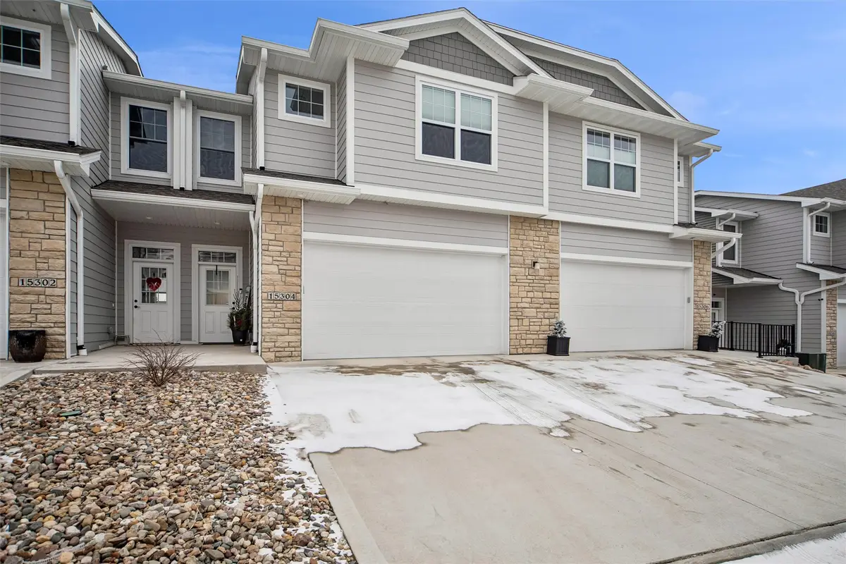 15304 Bellflower Lane, Urbandale, IA 50323 - Image #1