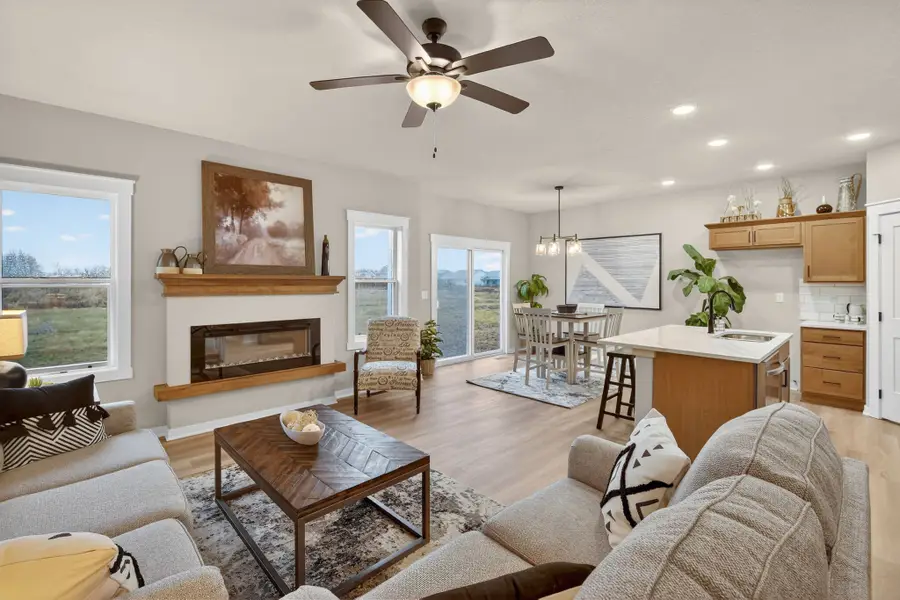 657 SE Hollow Court, West Des Moines, IA 50265 - #2