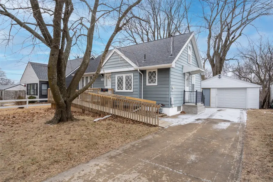 4104 14th Street, Des Moines, IA 50313 - #2