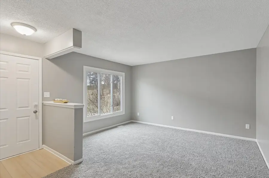 248 Holiday Circle #37, West Des Moines, IA 50265 - #2