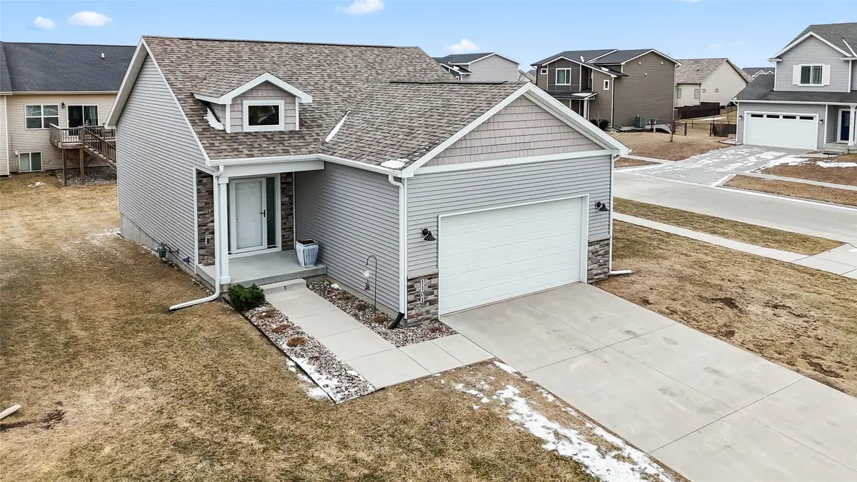 1101 Cheyenne Drive, Nevada, IA 50201 - #1