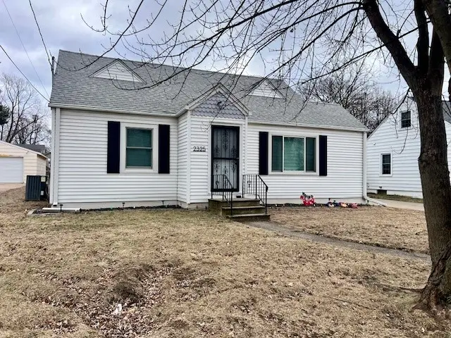 2325 61st Street, Des Moines, IA 50322 - #1