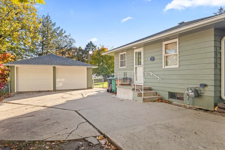 1020 Elm Avenue, Norwalk, IA 50211 - #2