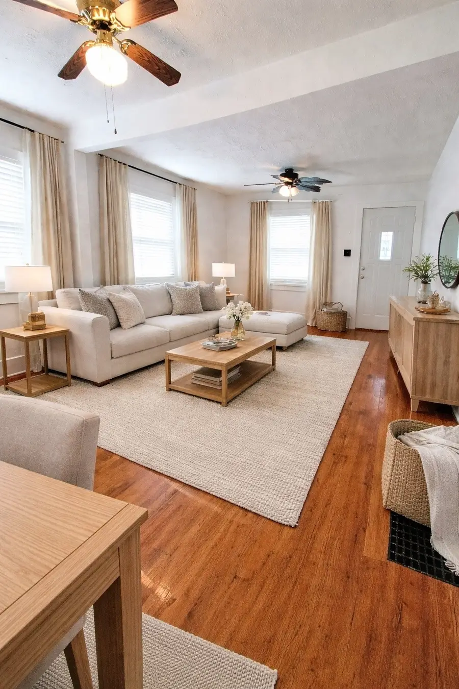 3905 Cambridge Street, Des Moines, IA 50313 - #2