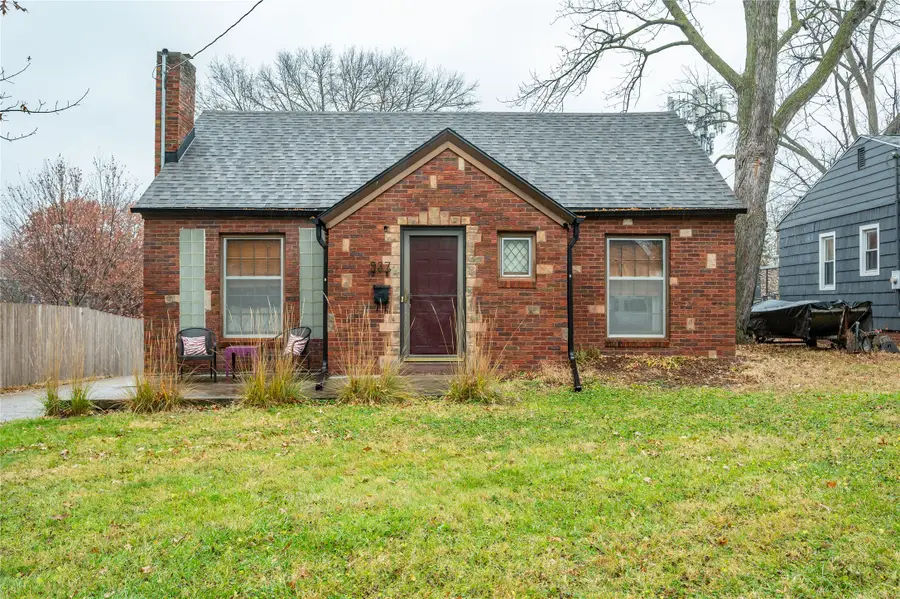 937 Caulder Avenue, Des Moines, IA 50315 - #2