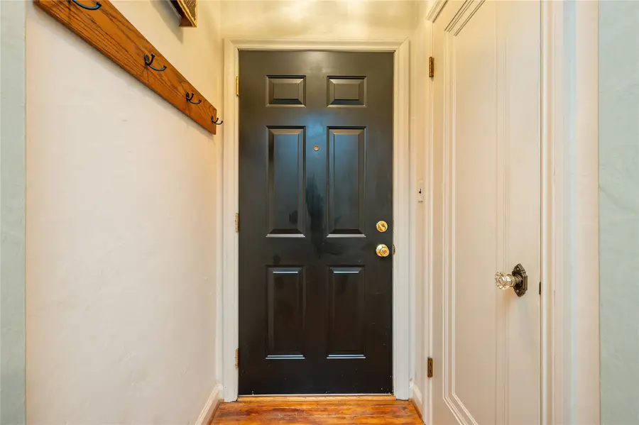 937 Caulder Avenue, Des Moines, IA 50315 - #3