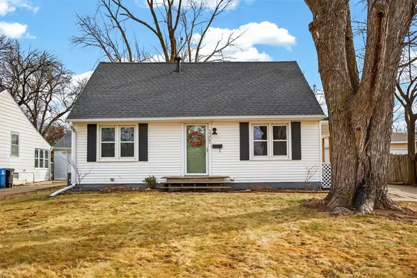 3305 54th Street, Des Moines, IA 50310