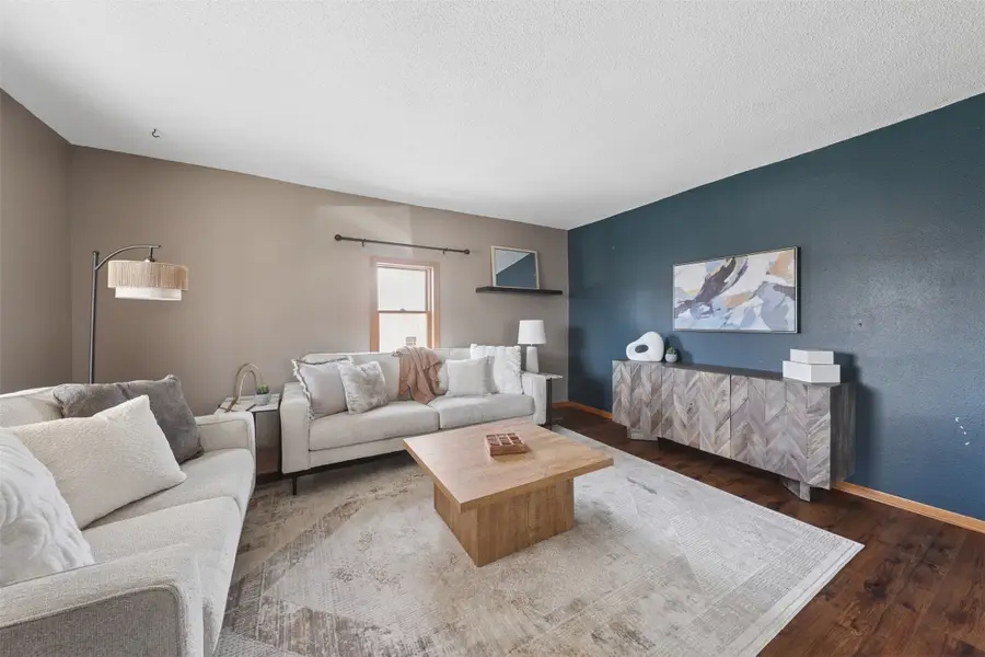 713 W Jefferson Street, Knoxville, IA 50138 - #3