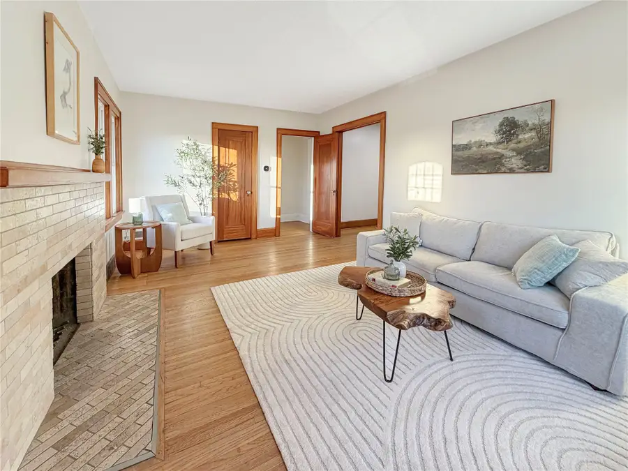 343 58th Street, Des Moines, IA 50312 - #2