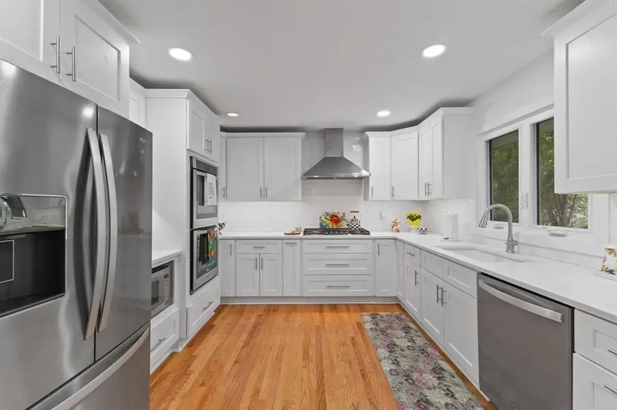 3400 SW 37th Street, Des Moines, IA 50321 - #2